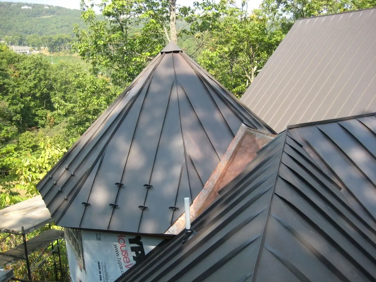 Professional Roof Tarp Installation by Craftsman Roofing in Jefferson City